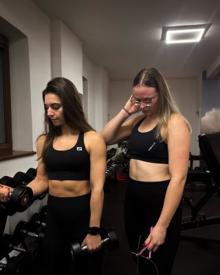 14 dnů za náma, 352 dnů před náma.